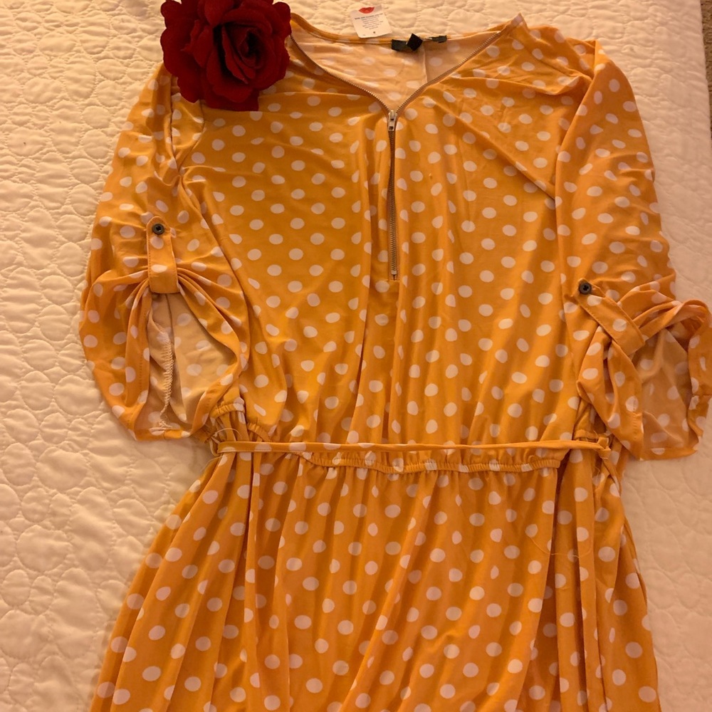 Yellow and white dots dress